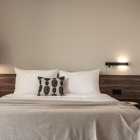 Aku Suites With Private Pools Stalida Quarto foto